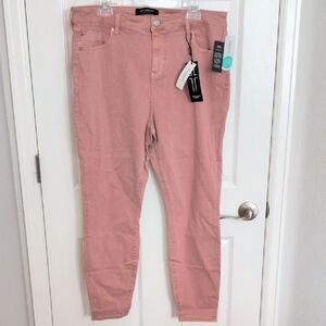 NWT Liverpool Abby High Rise Skinny Jean - Rose Blush - 16W